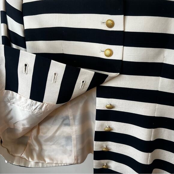 Vintage Tootsies Silk Blazer – Size 6 Black & White Striped Statement Jacket – - Picture 14 of 16
